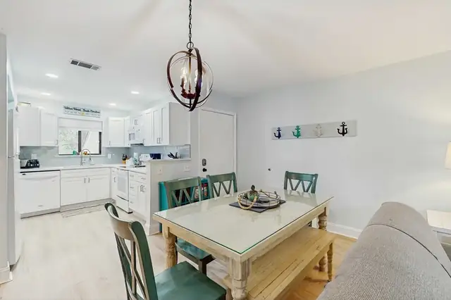 Kitchen at Fiddler’s Cove 27E
